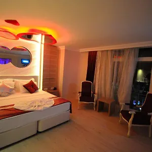 Dora Hotel
