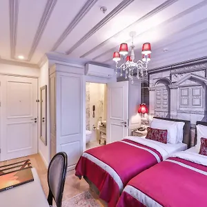 2* Отель 9 Doors (adults Only)
