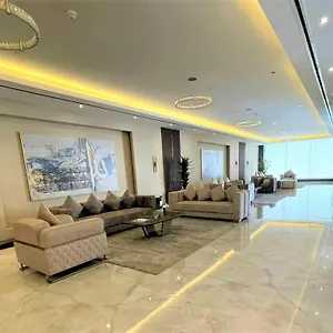 احجز هنا